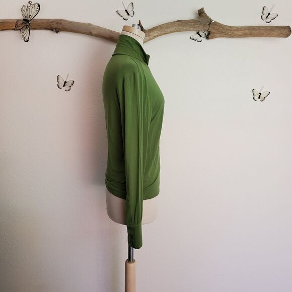 Carlisle green mock turtleneck button cuff blouse - Picture 3 of 7